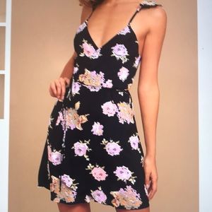 Roe + May Savona Navy Blue floral mini wrap dress